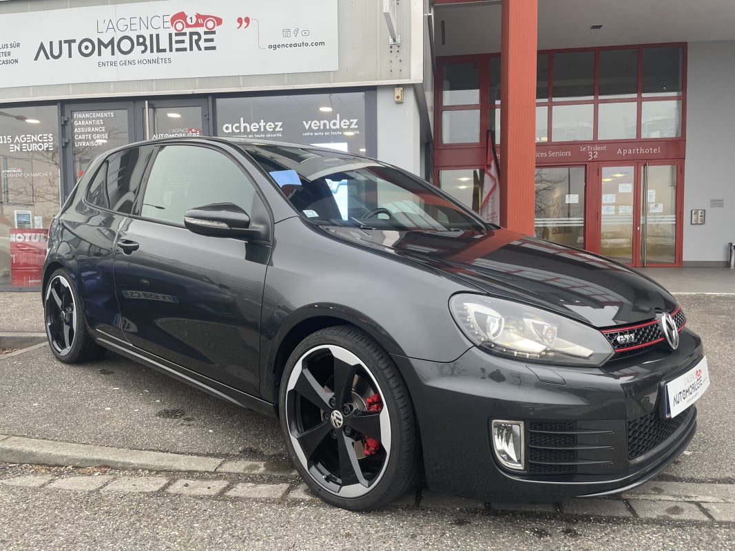 Volkswagen Golf Golf VI 3 P GTI 2.0 TFSi 16V DSG6 211 cv — 1