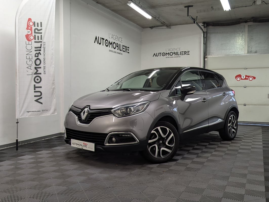 Renault Captur 1.2 TCE 120 ENERGY INTENS EDC — 1