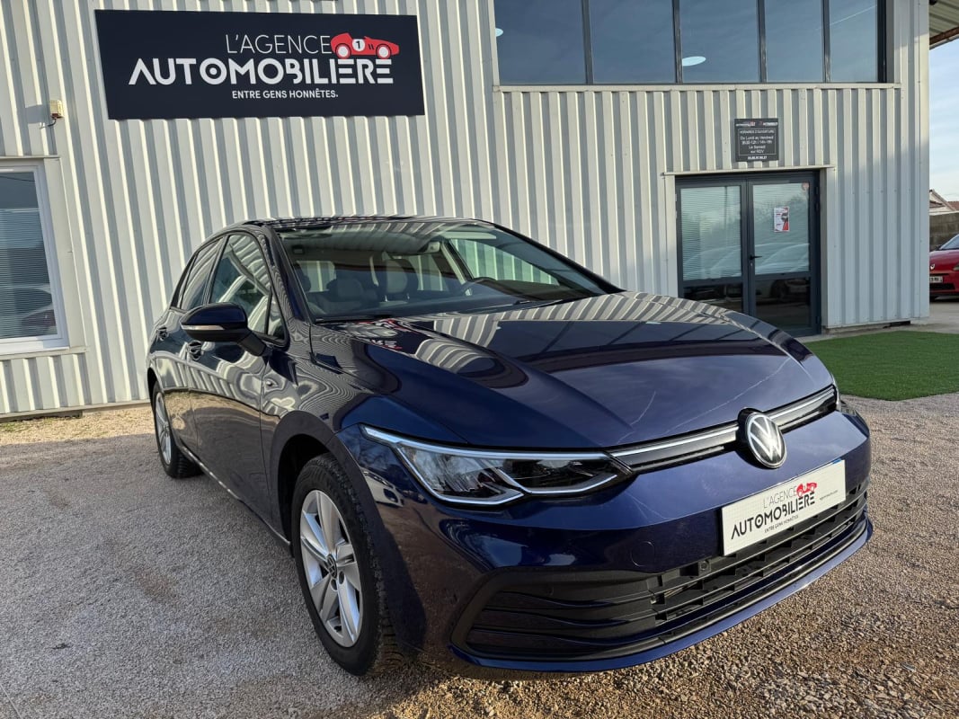 Volkswagen Golf VIII 2.0 TDi DSG7 150CH LIFE — 1