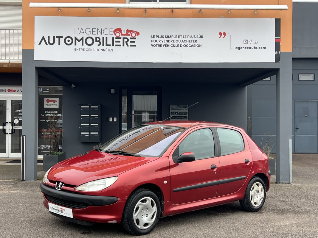 Peugeot 206 1.4 i 75 CV Révisée — 1