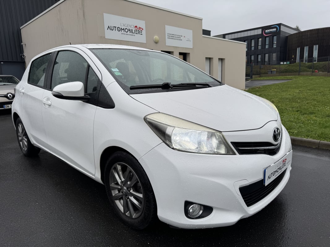 Toyota Yaris III 1.4 D4-D 90 BUSINESS — 1