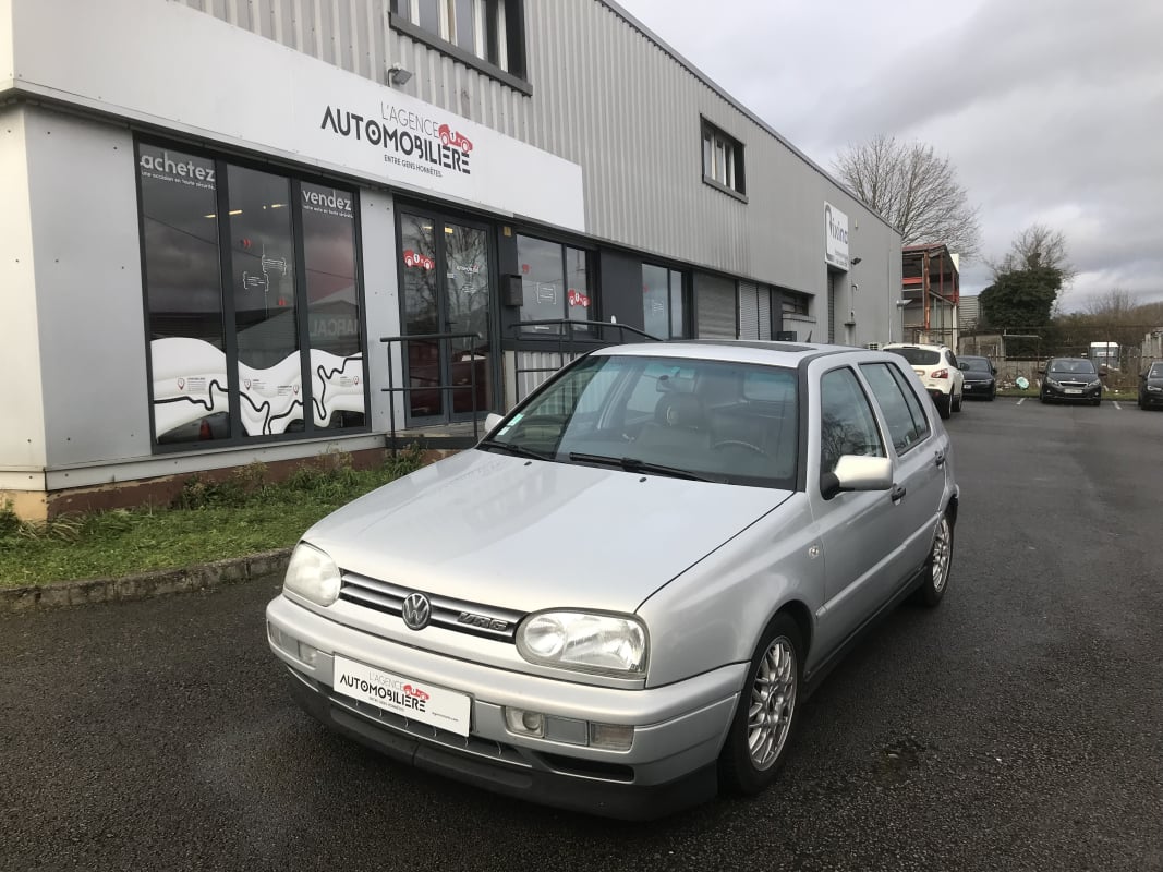 Volkswagen Golf III VR6 2.8 i 174cv CARAT — 1