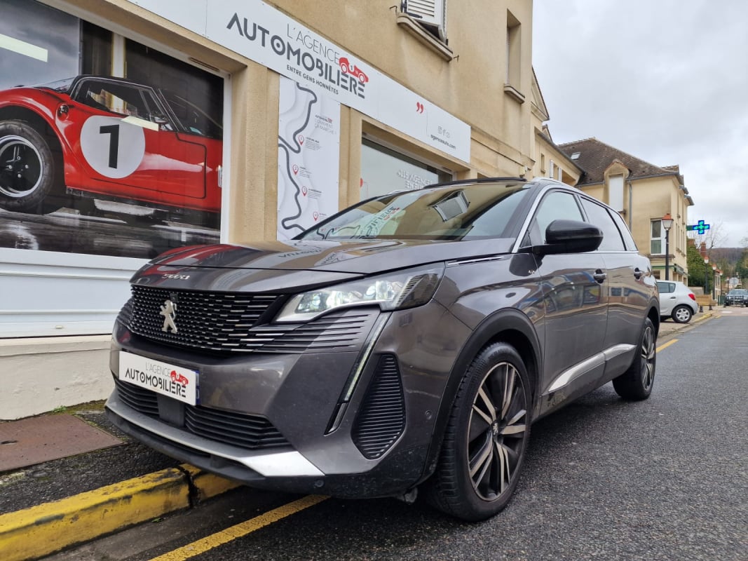 Peugeot 5008 BLUEHDI 130cv GT PACK+ TOIT OUVRANT/ SIEGE ELECTRIQUE MASSANT CHAUFFANT/ FOCAL / CAMERA 360 — 1