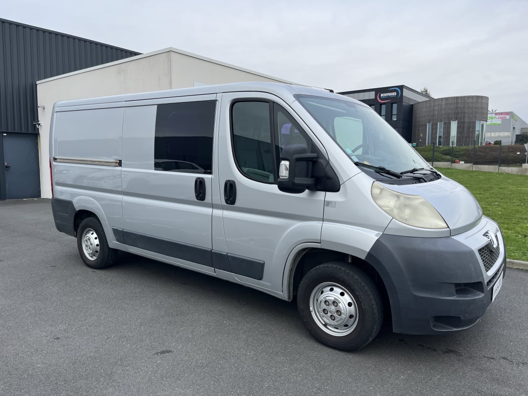 Peugeot Boxer 2.2L HDI 120CH L2H1 CONFORT 7 PLACES — 1