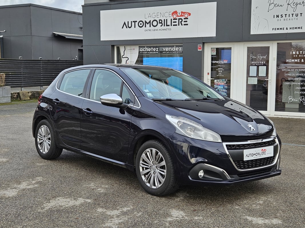 Peugeot 208 1.2 82 cv Allure — 1