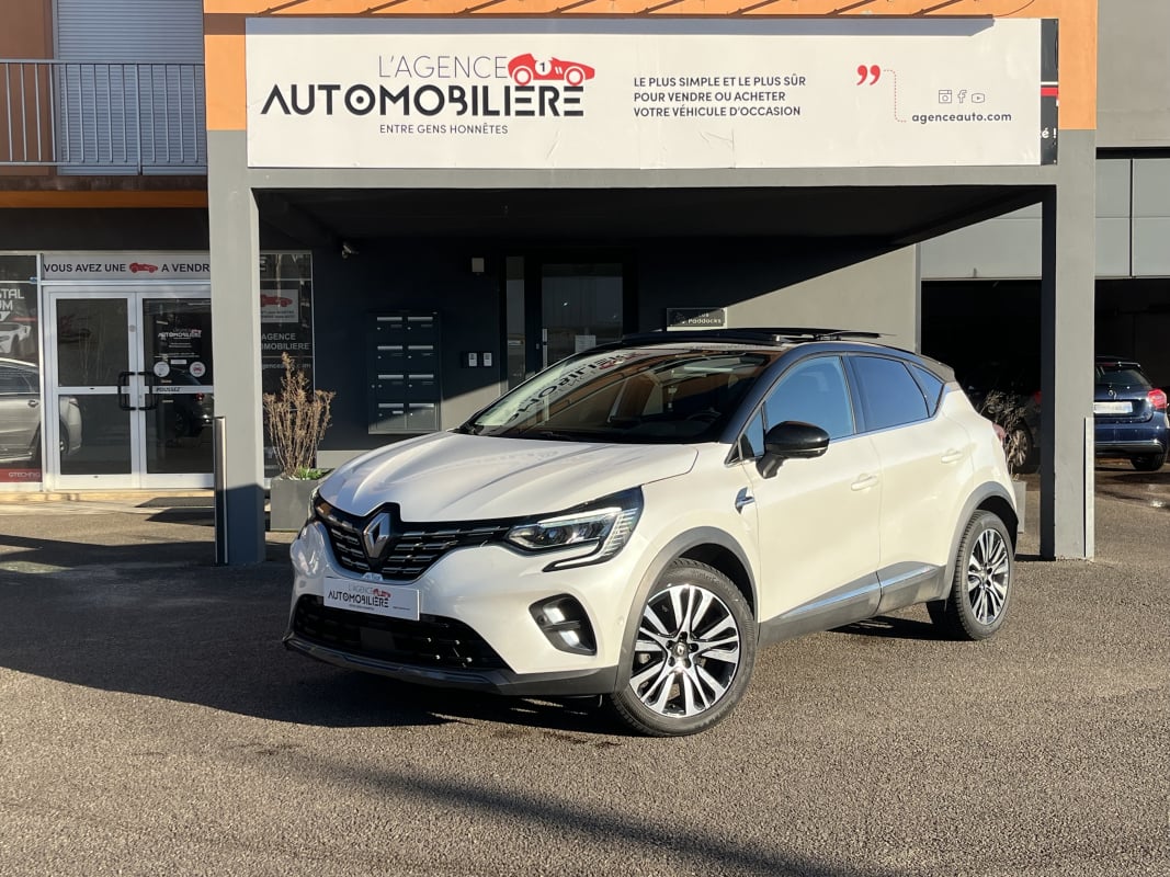 Renault Captur 1.3 TCe 130cv Initiale Paris - Apple CarPlay/Toit ouvrant/Bose/Sièges élec-chauffants/Caméra 360° — 1