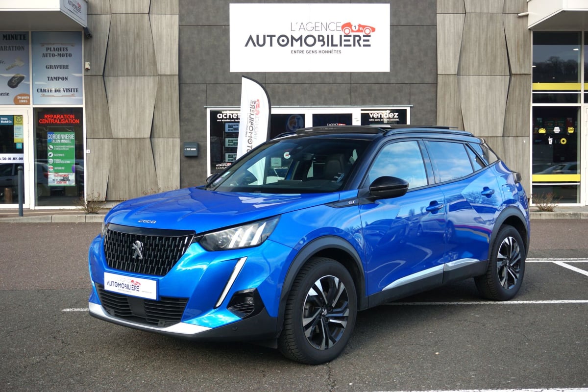 Peugeot 2008 1.2 Puretech 130 EAT8 GT TOIT OUVRANT — 1