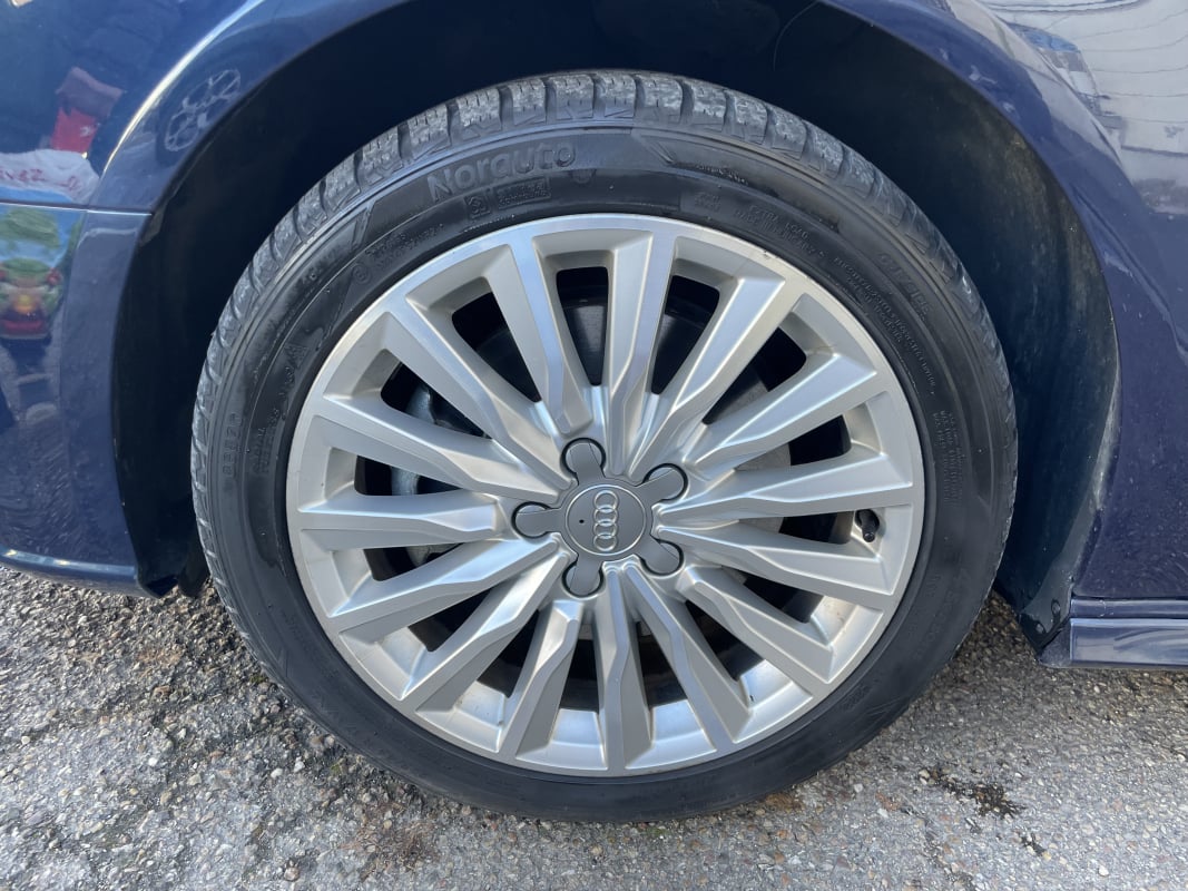 Audi A3 Sportback 1.4 TFSI 204 CH E-TRON BUSINESS LINE S TRONIC - TOIT OUVRANT - ENTRETIEN CONSTRUCTEUR — 31
