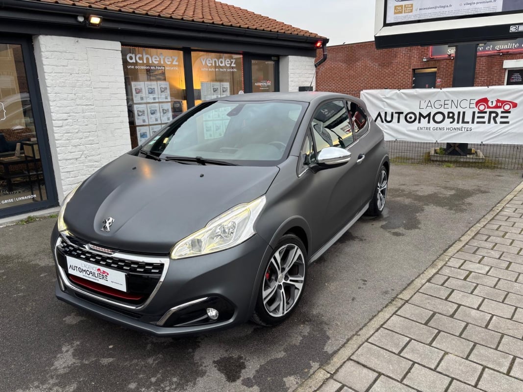 Peugeot 208 1.6 THP 208 S&S GTI 3P — 1