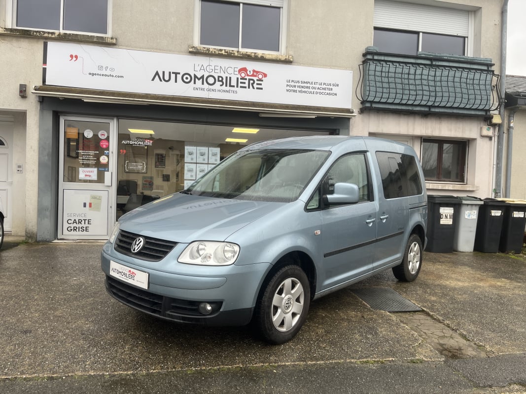 Volkswagen Caddy Life 1.9 TDi Combi 105 cv 5 Places Style — 1