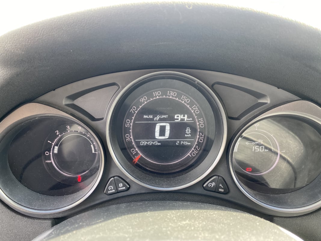Citroen C4 1.2 THP 130 MILLENIUM - DISTRIBUTION NEUVE - — 20