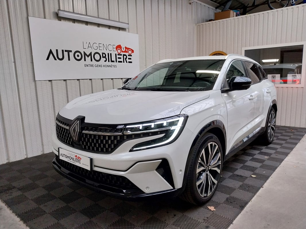 Renault Austral Iconic e-tech full hybrid 200 — 1