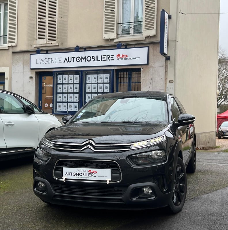 Citroen C4 Cactus (2) 1.2 PURETECH 130 S&S SHINE EAT6 DISTRIBUTION REALISEE — 1
