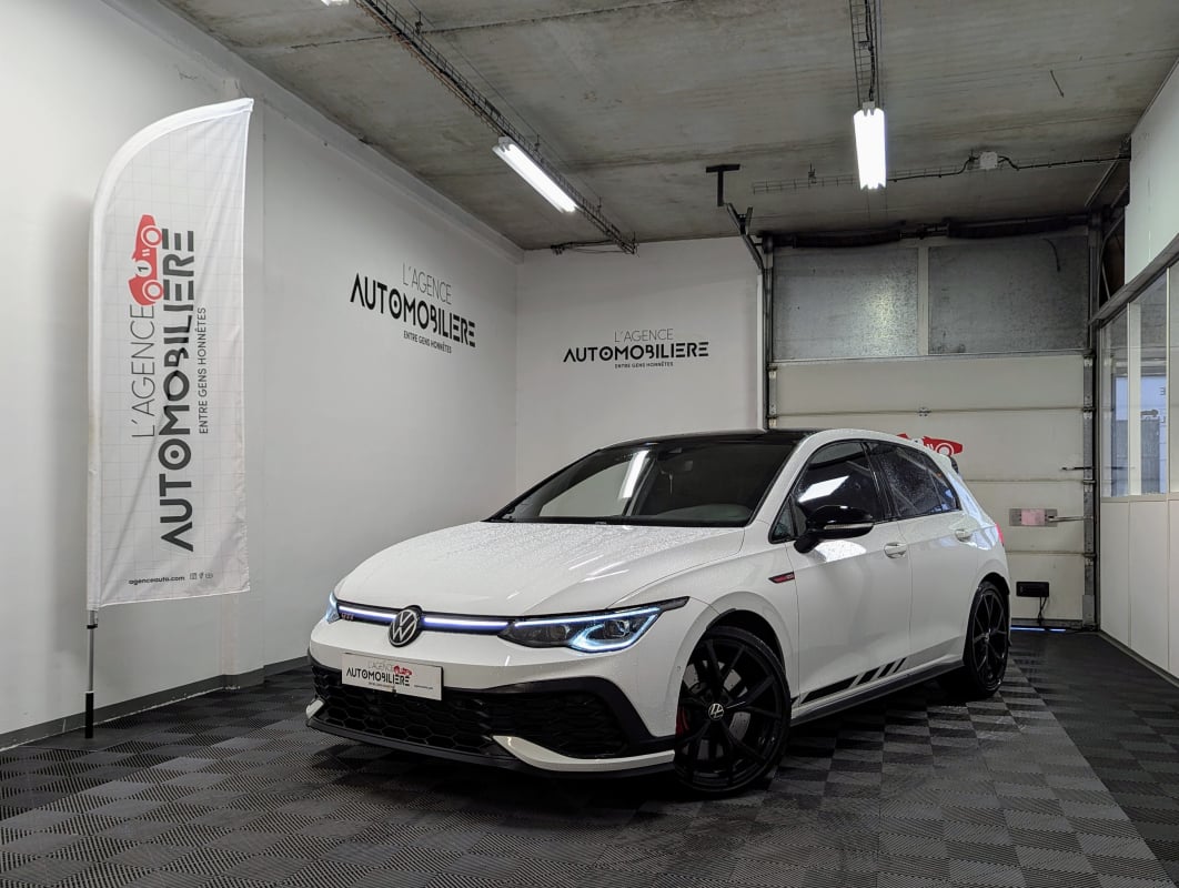 Volkswagen Golf VIII 2.0 TSI 300 GTI CLUBSPORT DSG7 — 1