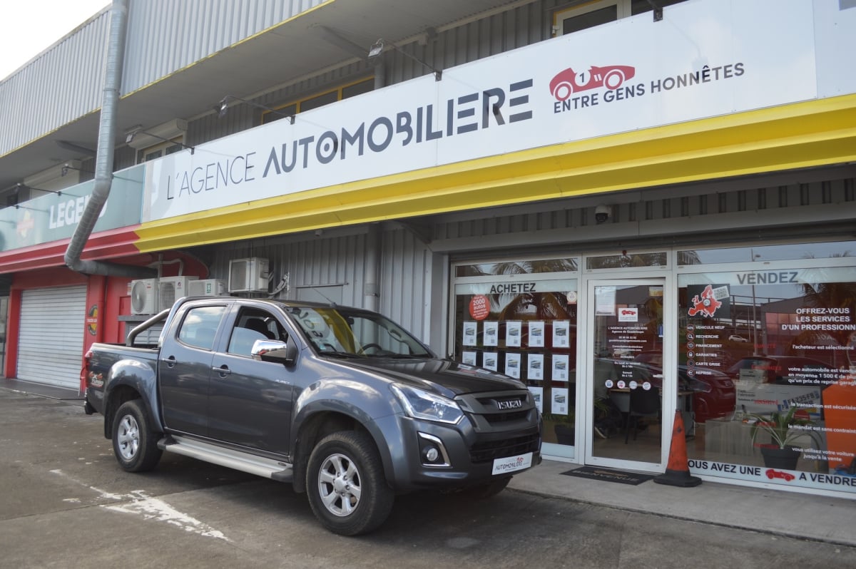 Isuzu D-Max DOUBLE CABINE PLANET 4X4 — 1