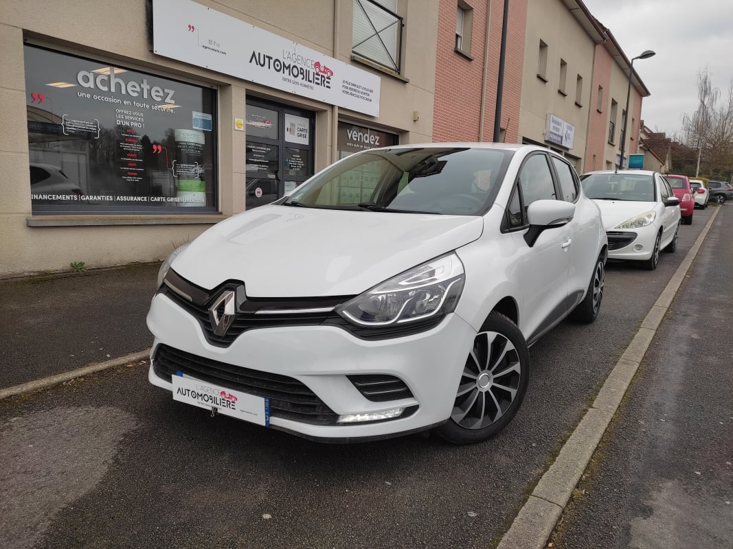 Renault Clio IV-0.9 TCE 75 GENERATION — 1