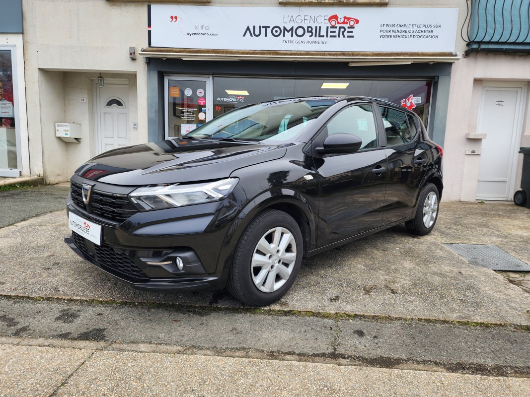 Dacia Sandero Essential ECO-G 1.0 TCe 100cv GPL - 1ère main — 1
