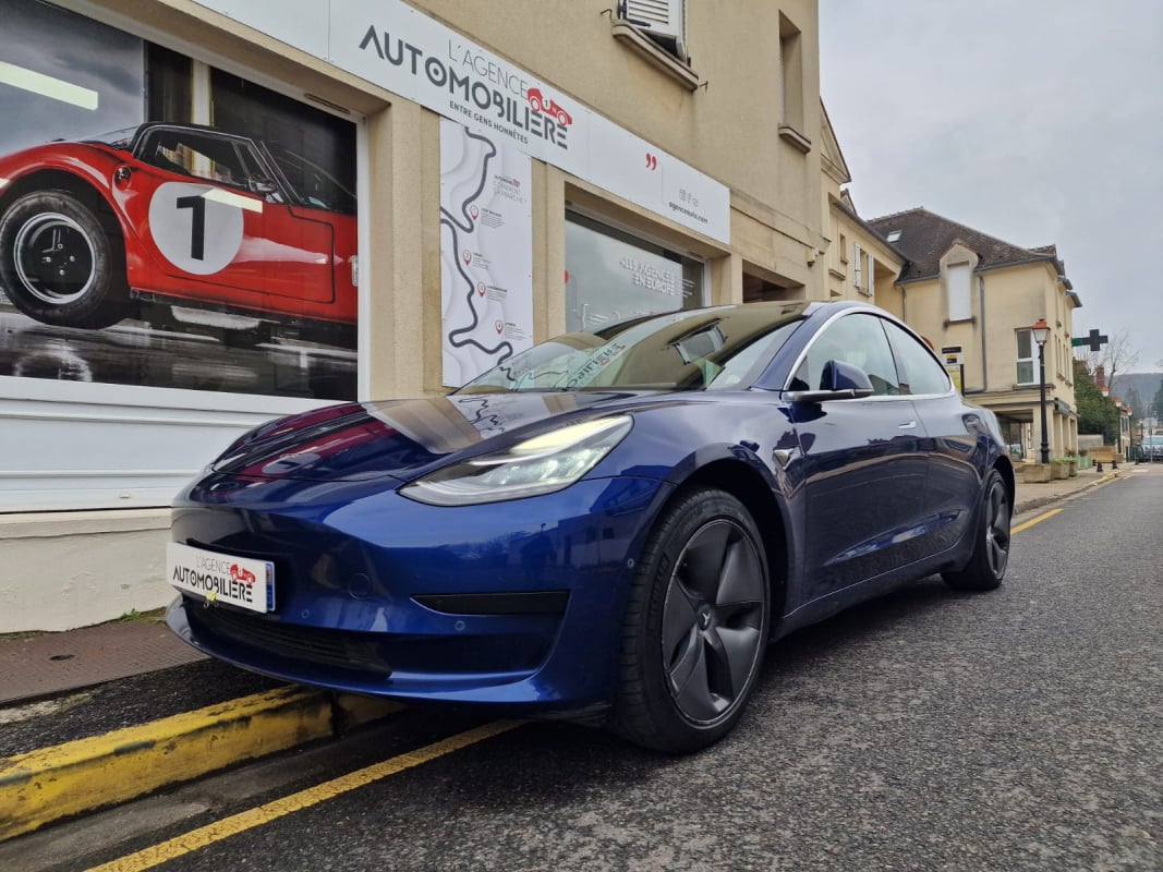 Tesla Model 3 STANDARD RANGE PLUS AWD — 1