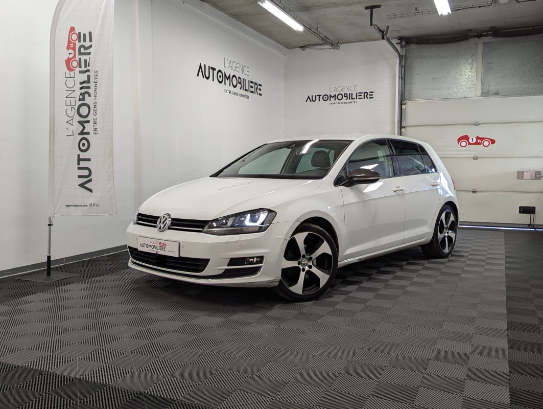 Volkswagen Golf VII 1.4 TSI ACT 140 BLUEMOTION TECHNOLOGY CARAT DSG7 5P — 1