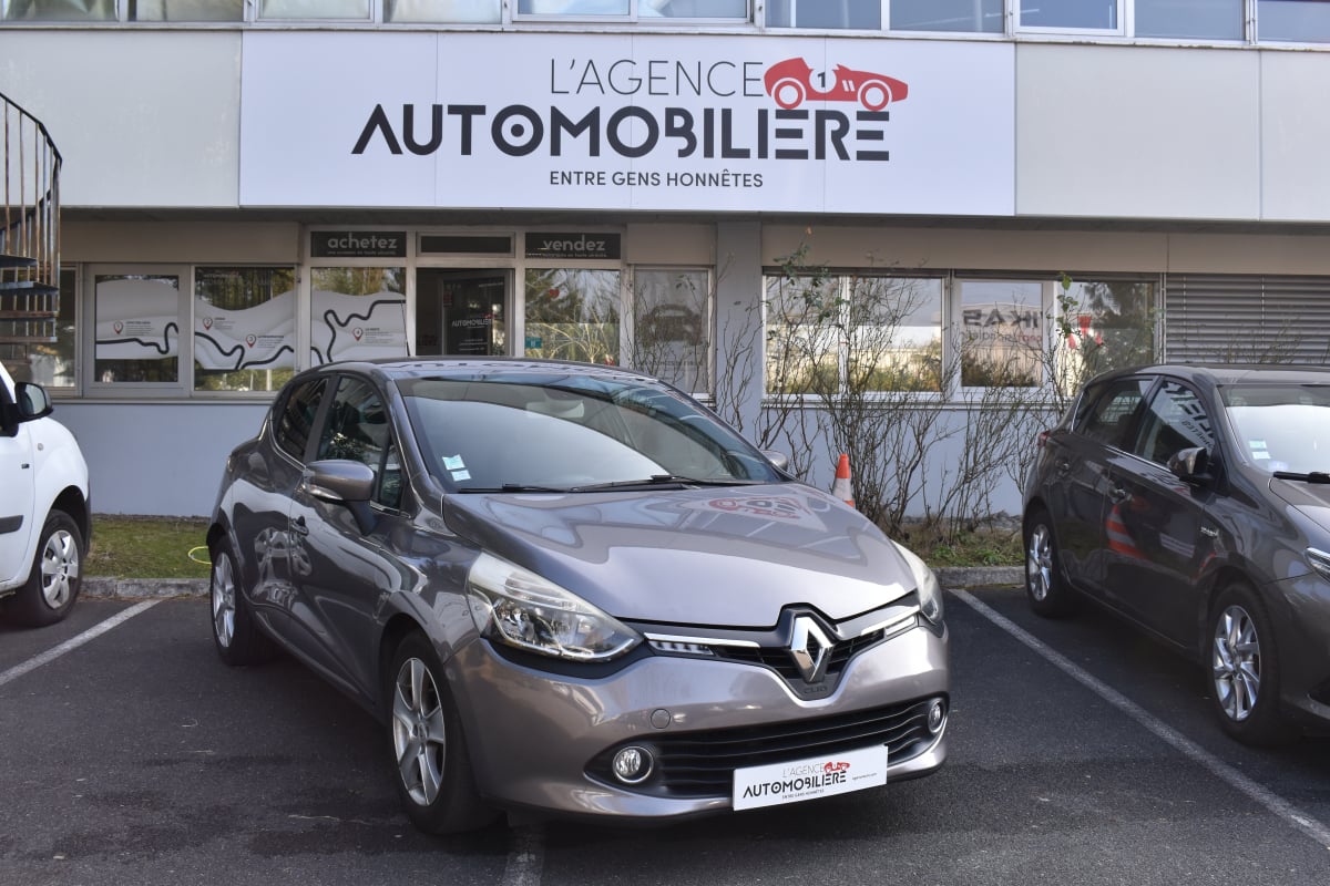 Renault Clio IV INTENS 1.2 TCe 120 cv Boîte auto — 1
