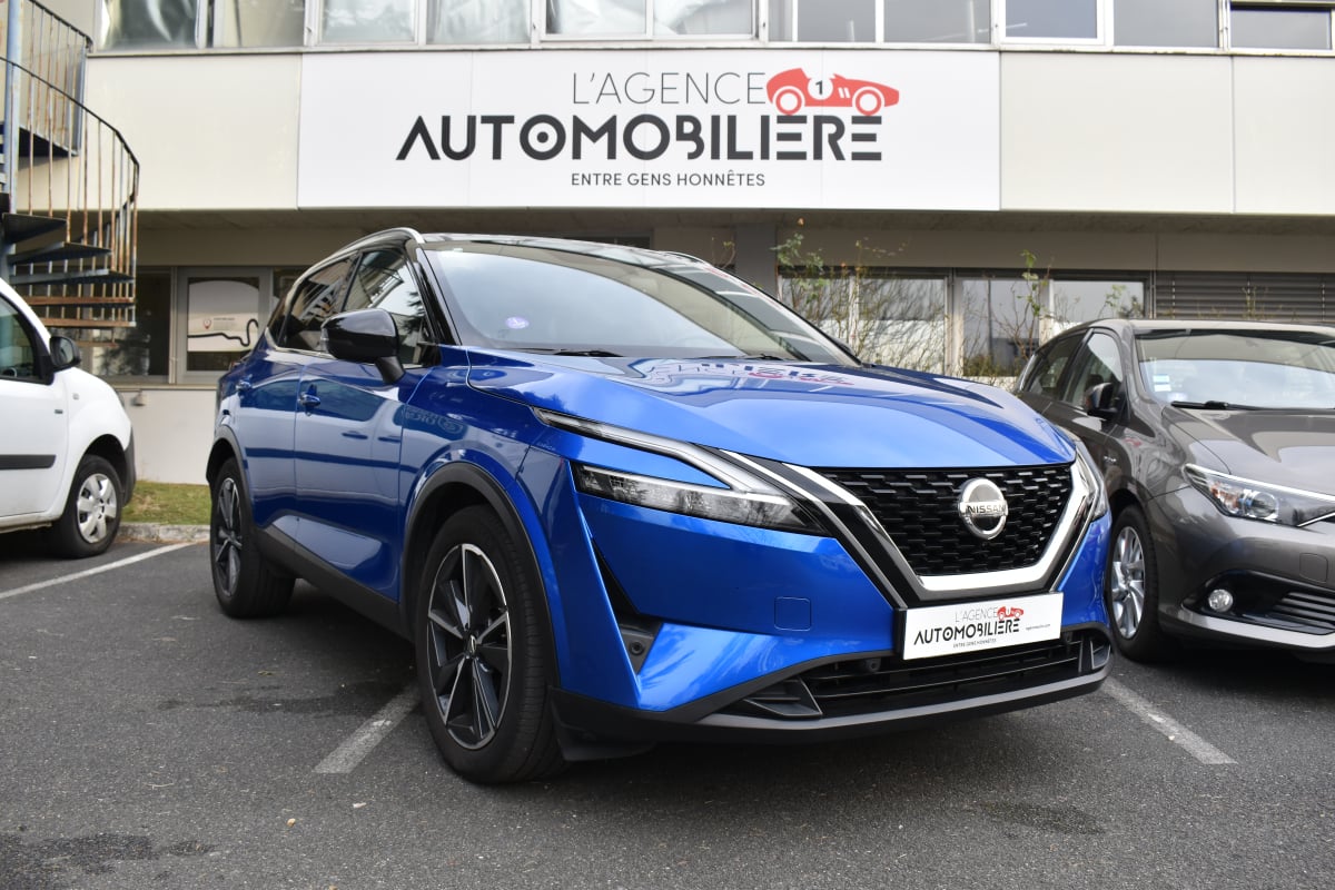 Nissan Qashqai TEKNA 1.3 DIG-T MILE HYBRID 2WD X-Tronic 158 cv Boîte auto — 1