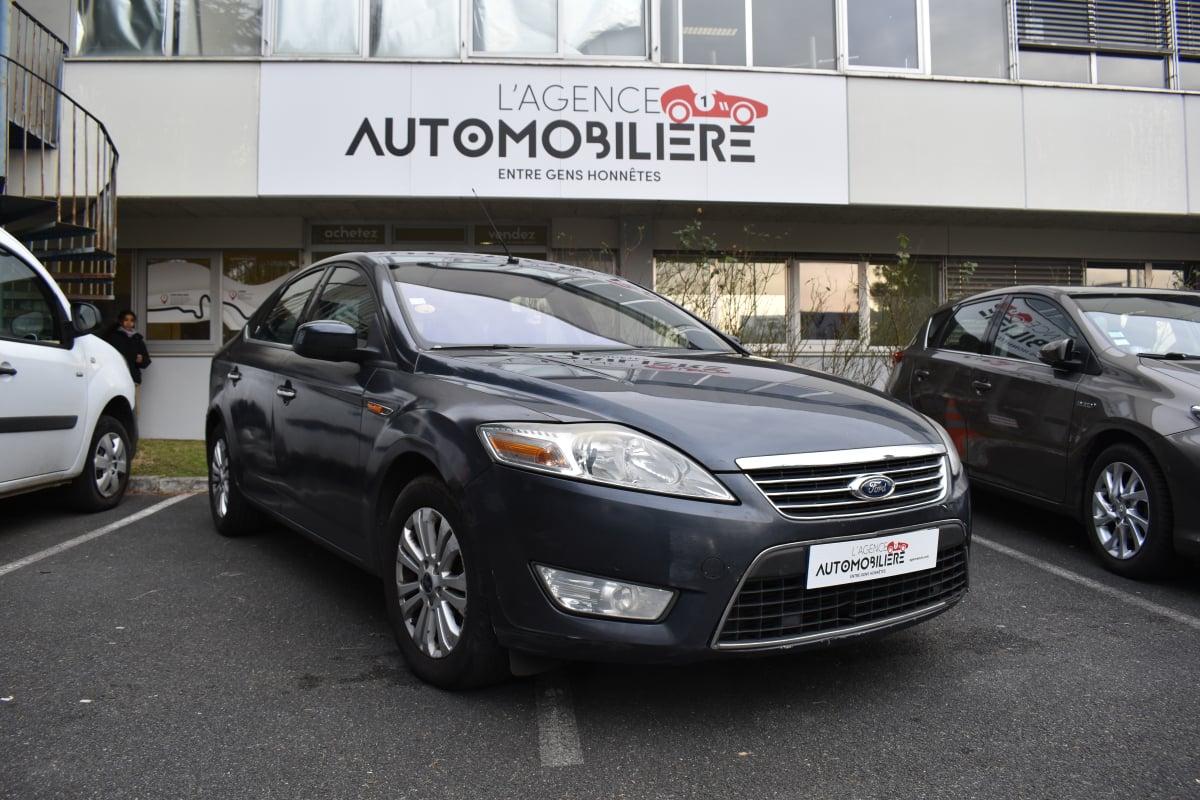 Ford Mondeo IV GHIA 1.8 TDCi 125CV 1ERE MAIN — 1