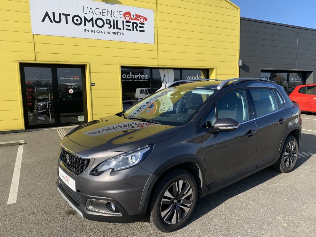 Peugeot 2008 SUV Allure 1.2L 110 S&S BVM5 — 1