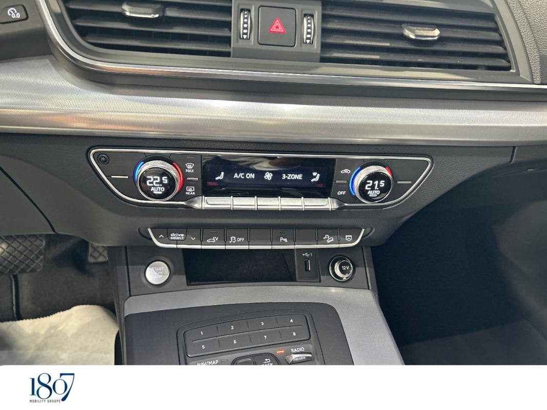 Audi Q5 50 TFSI e 299 S tronic 7 Quattro Business Executive — 18