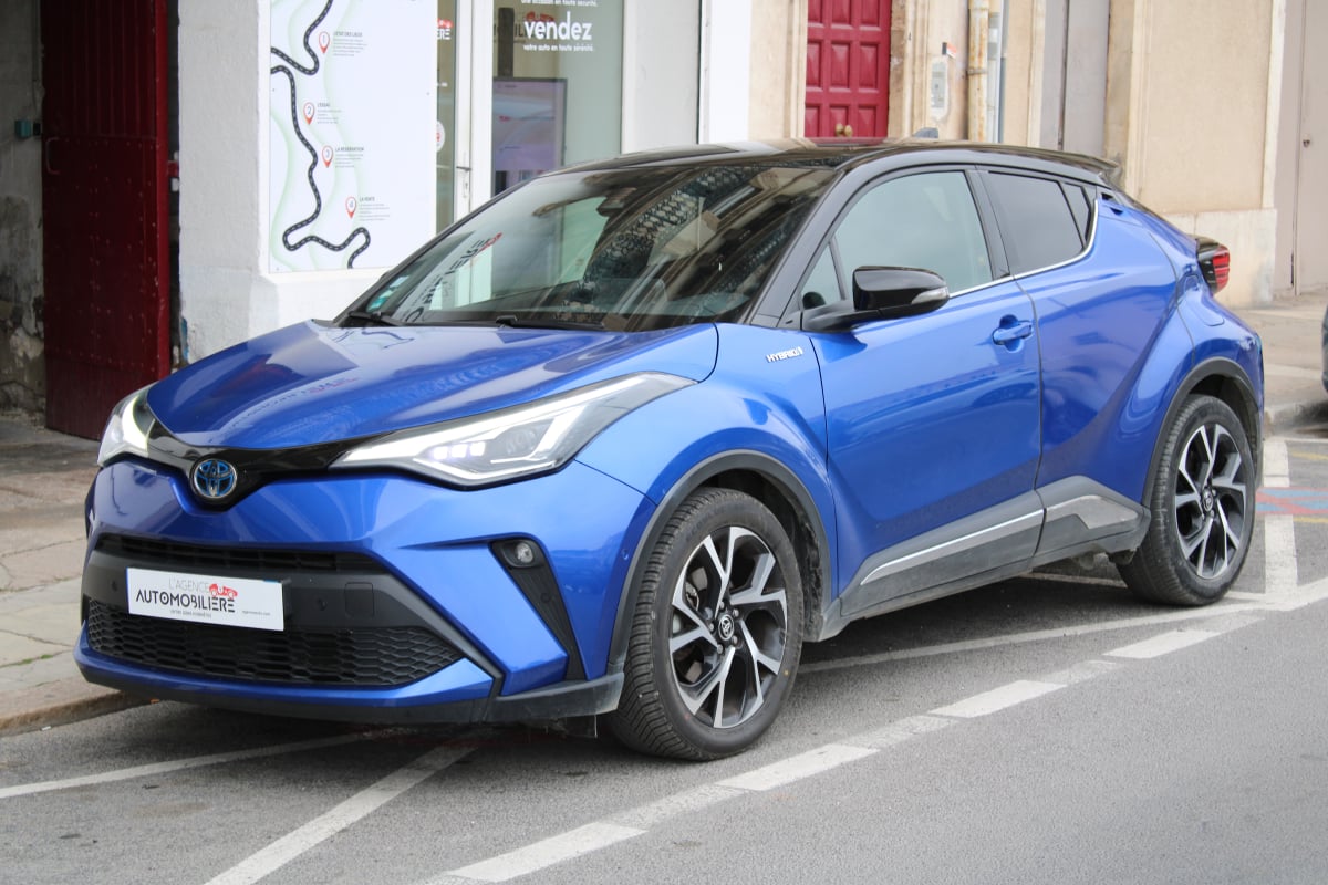 Toyota C-HR 2.0 184H 150 FULL-HYBRID HYBRID 1.4KWH COLLECTION 4X2 E-CVT BVA (Entretien TOYOTA, Caméra de recul) — 1