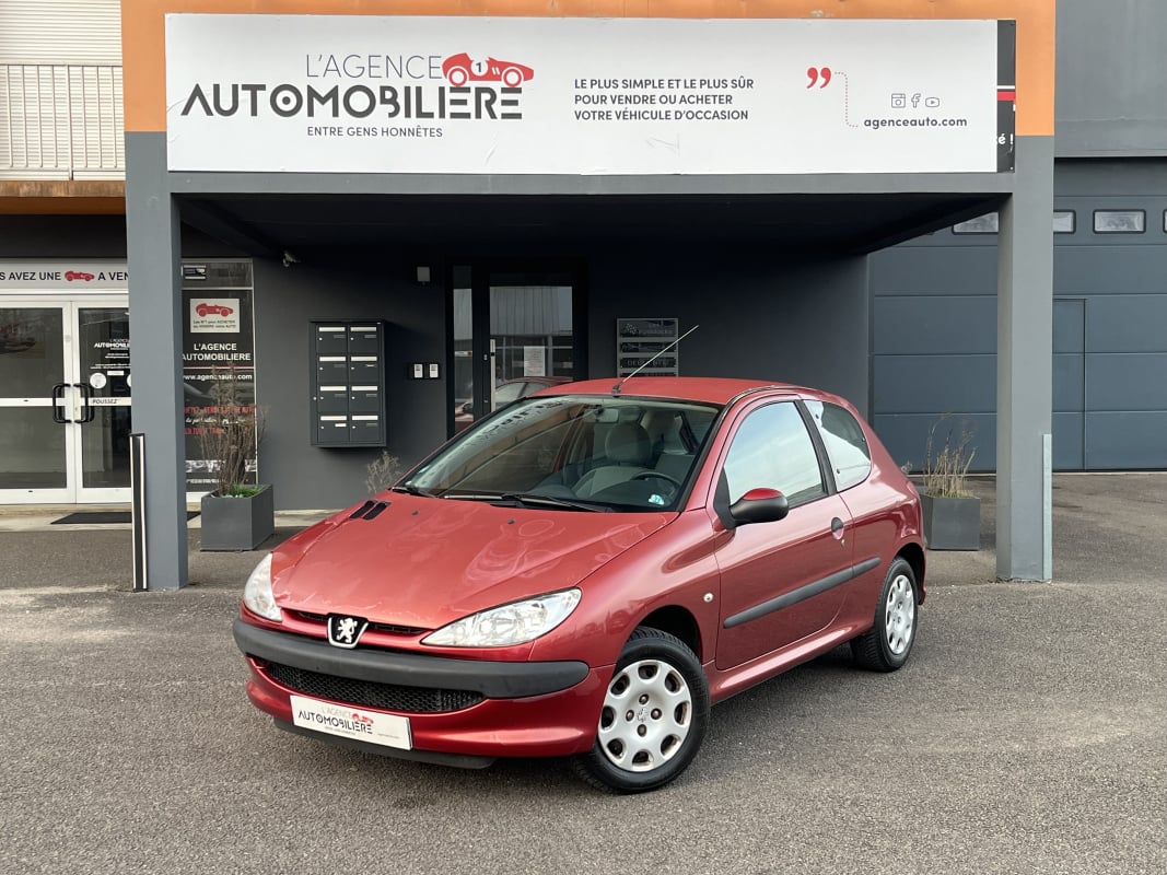 Peugeot 206 1.4i 75cv - Distribution OK/Roue de secours/Direction assistée — 1