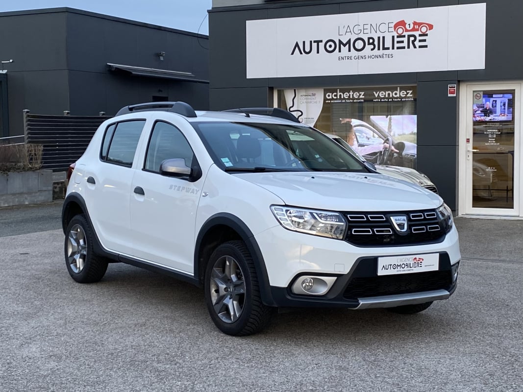 Dacia Sandero STEPWAY 0.9 TCE 90 - CAMERA DE RECUL — 1