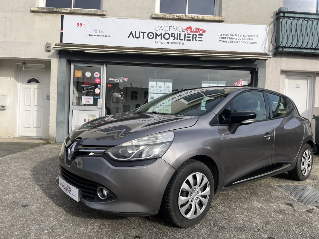 Renault Clio IV ZEN 1.2 75cv — 1