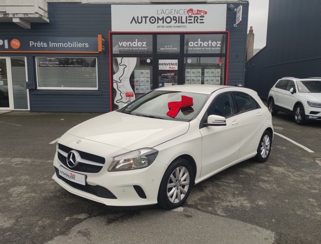 Mercedes-Benz Classe A 160 1.6 essence 102 ch BVM5 INTUITION (garantie 3 mois) — 1