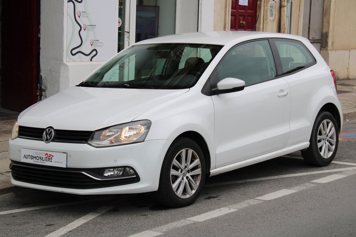 Volkswagen Polo 1.4 TDI 90 BLUEMOTION CONFORT LINE BUSINESS (Distribution changée, Radar Av/Arr...) — 1