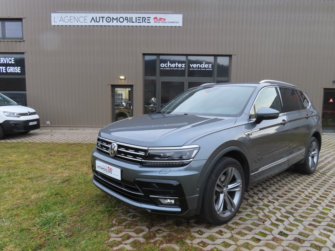 Volkswagen Tiguan Allspace 1.5 Tsi Carat Pack R-Line 150Cv — 1
