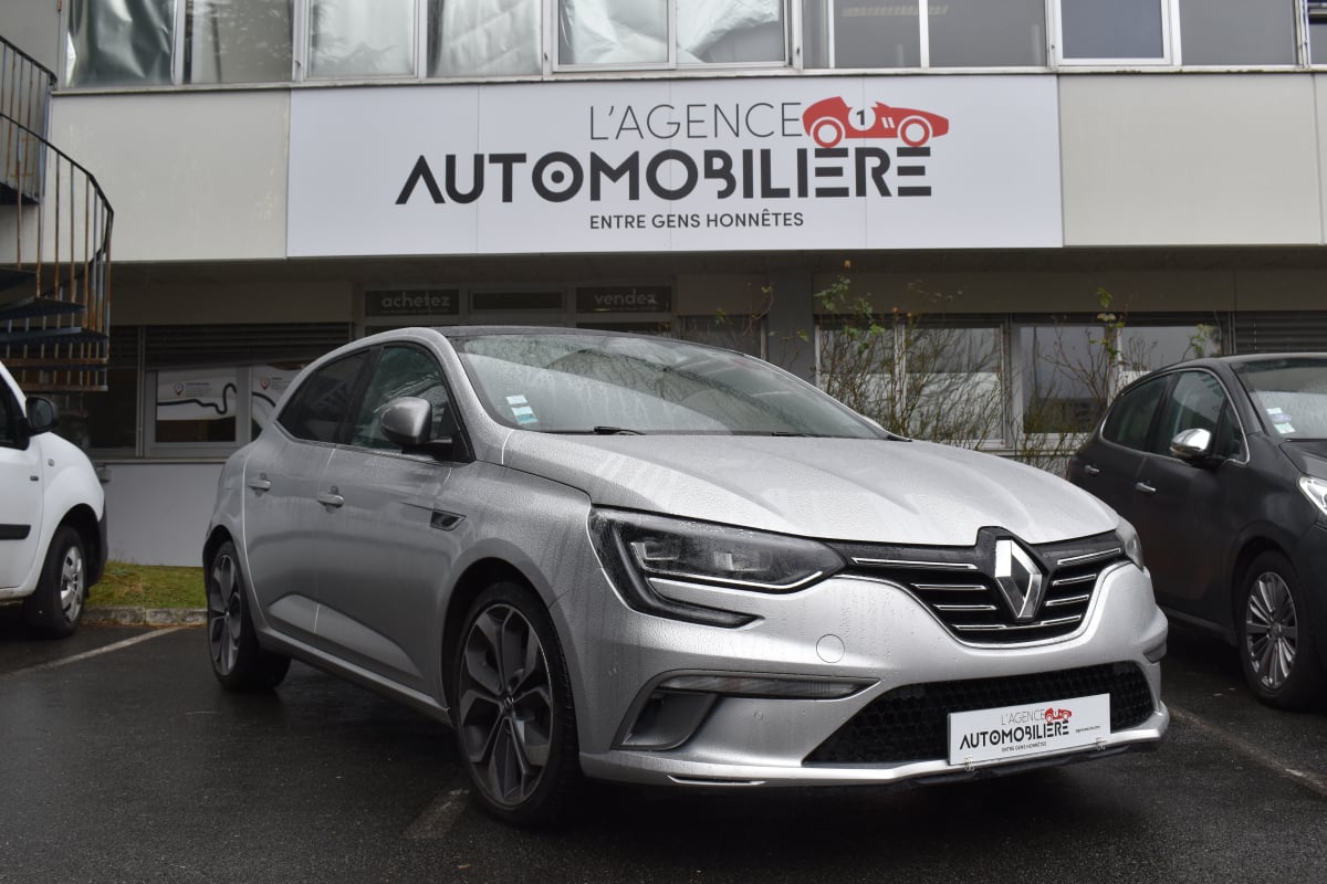 Renault Megane IV GT LINE 1.3 TCe EDC7 140 cv Boîte auto — 1