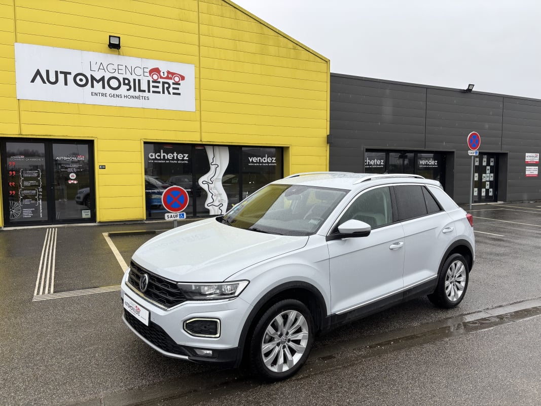 Volkswagen T-roc 1.6 TDI 115 CARAT — 1