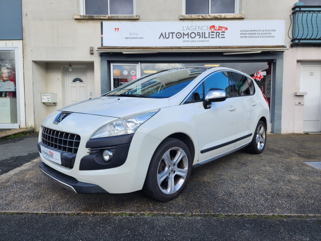 Peugeot 3008 1.6 E-HDI 115 CV ALLURE - Boite auto — 1