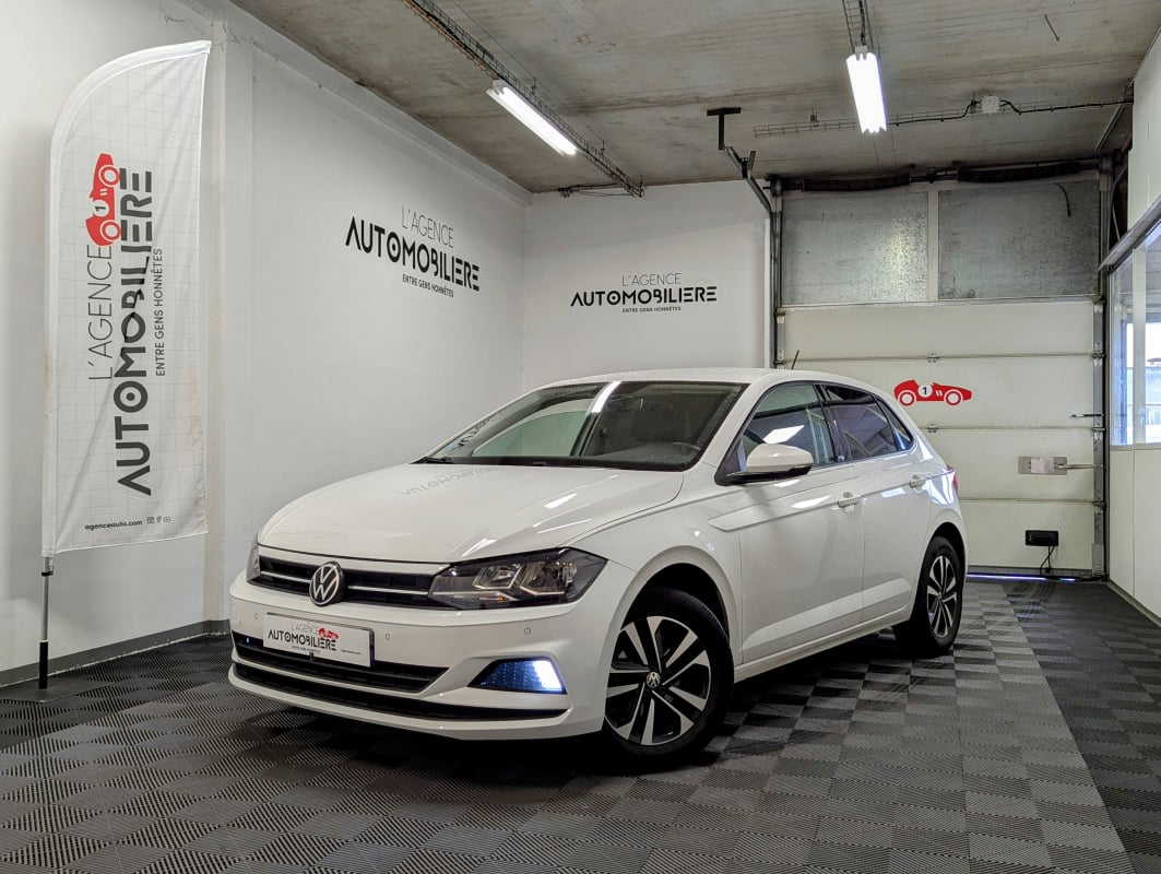 Volkswagen Polo VI 1.0 TSI 95 UNITED + VIRTUAL COCKPIT — 1