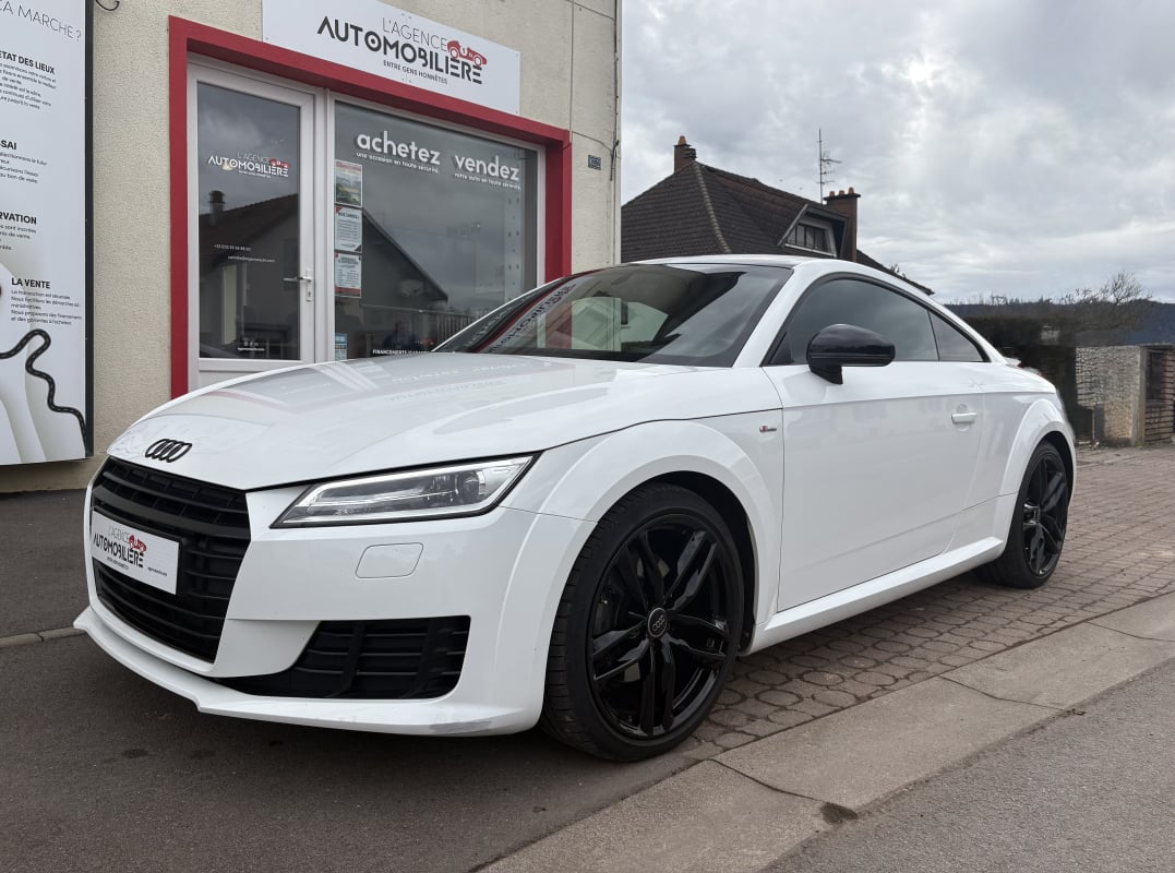 Audi TT S-line III Coupé 2.0 TDI 184 cv — 1