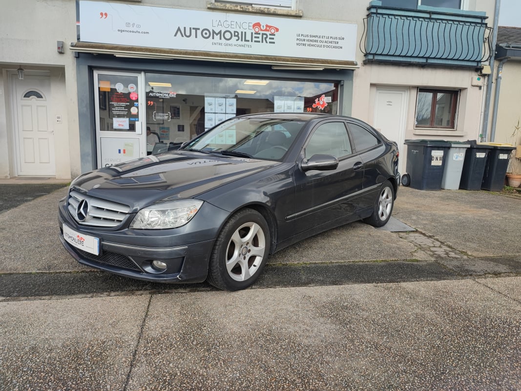 Mercedes-Benz CLC 200 CDi 2.1 Coupé 122 cv Chaine de distribution — 1