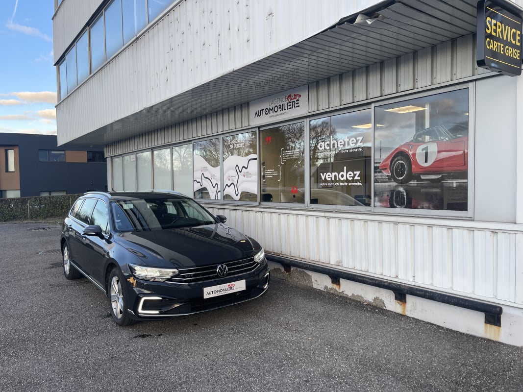 Volkswagen Passat SW Volkswagen Passat GTE 1.4 TSI Hybrid 218CV DSG - Garantie 12 Mois - (13.325€ HT) — 1