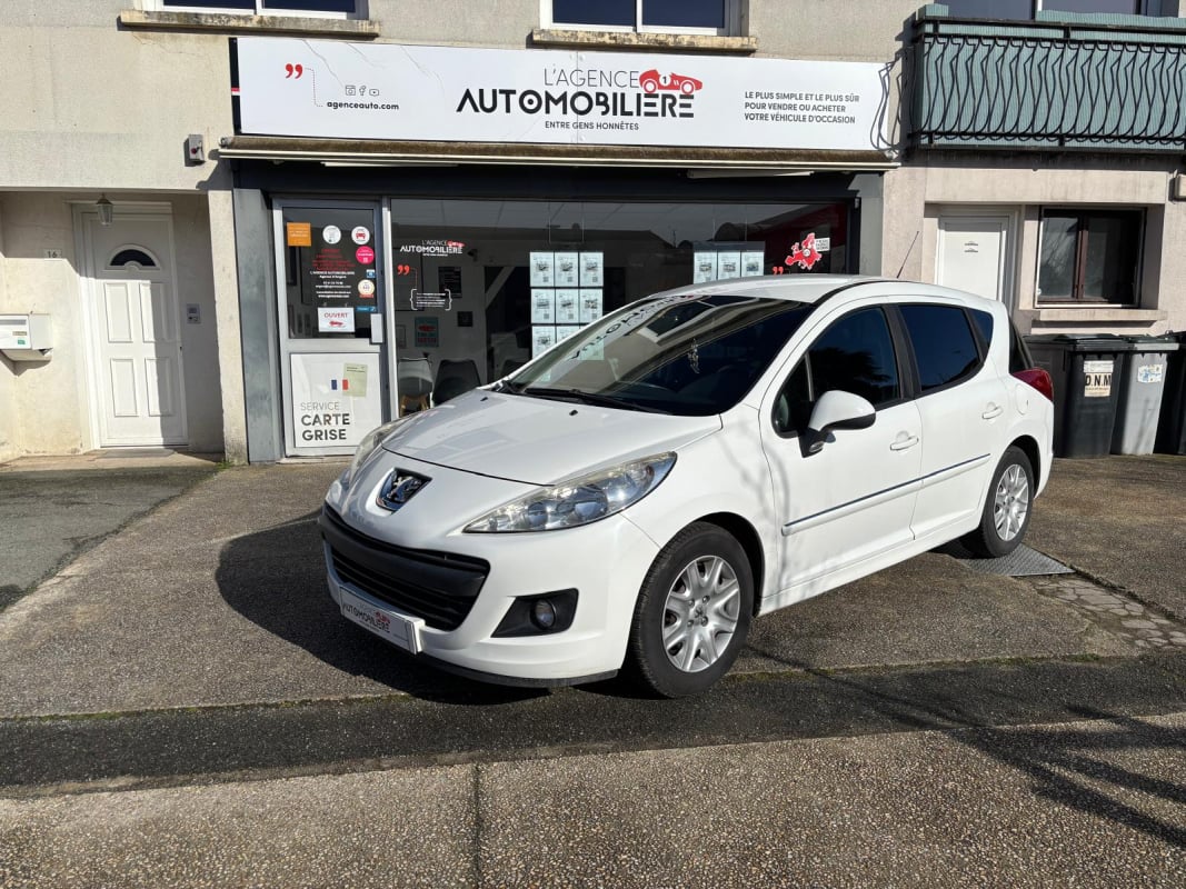 Peugeot 207 SW 1.6 HDi 92 cv - Distribution neuve - Suivi Peugeot — 1