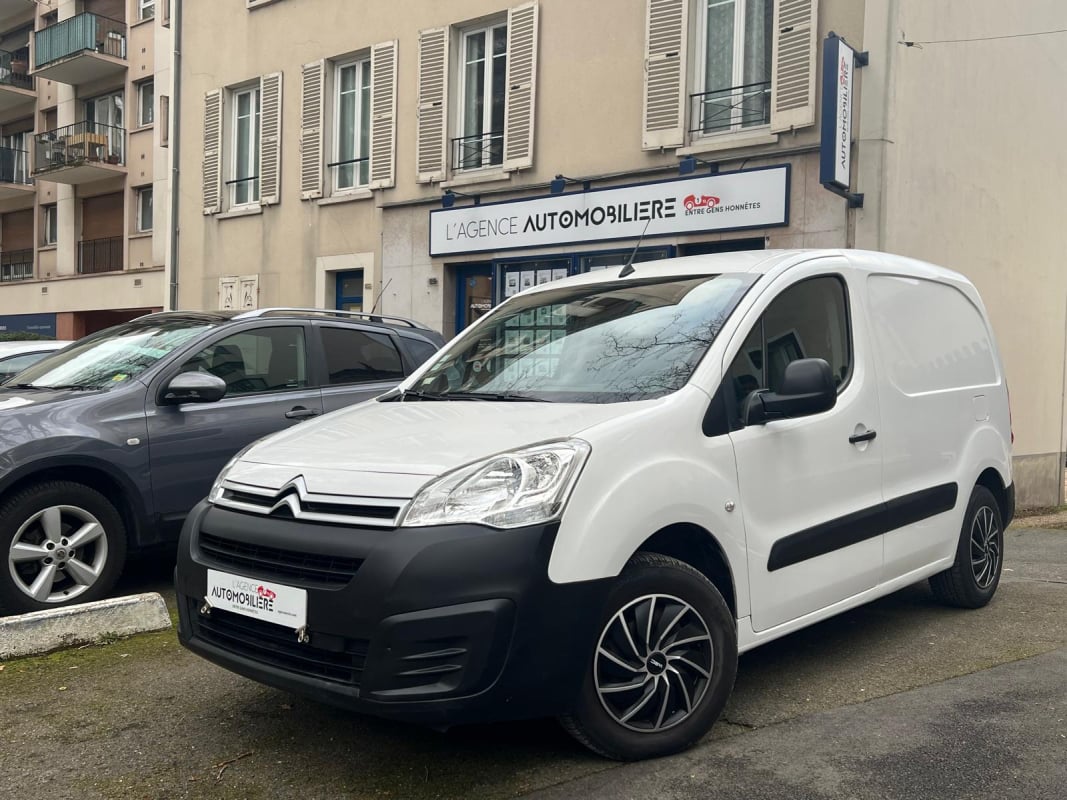 Citroen Berlingo II (3) 1.6 BLUEHDI 100 S&S BUSINESS TAILLE M SUIVI COMPLET CITROEN — 1