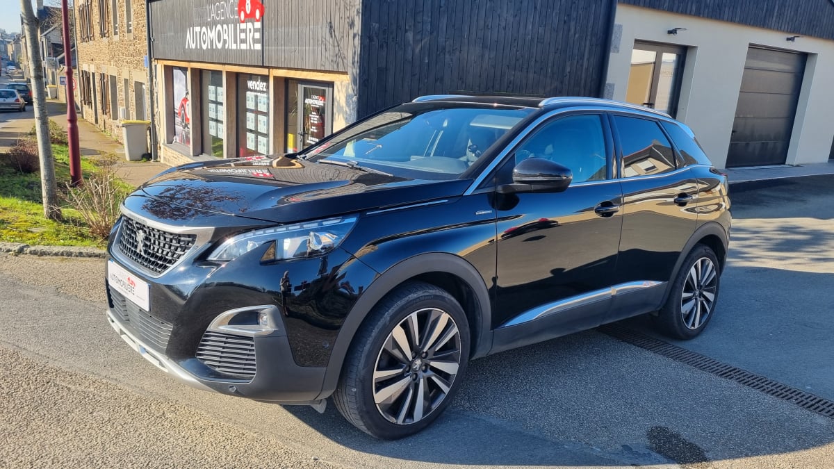 Peugeot 3008 GT-LINE Essence 130cv BVM6 Toit Ouvrant — 1