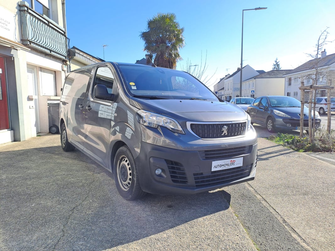 Peugeot Expert III Standard 2.0 HDi S&S 150cv Asphalt - 1ère main - Chaine de distribution 19990€ HT — 1