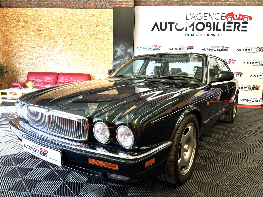 Jaguar XJ 4.0 249ch Finition Sovereign — 1