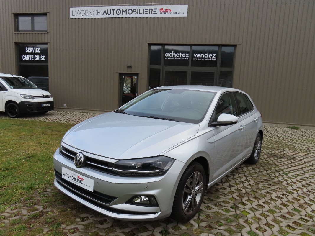 Volkswagen Polo 1.0 TSI Carat 116Cv — 1