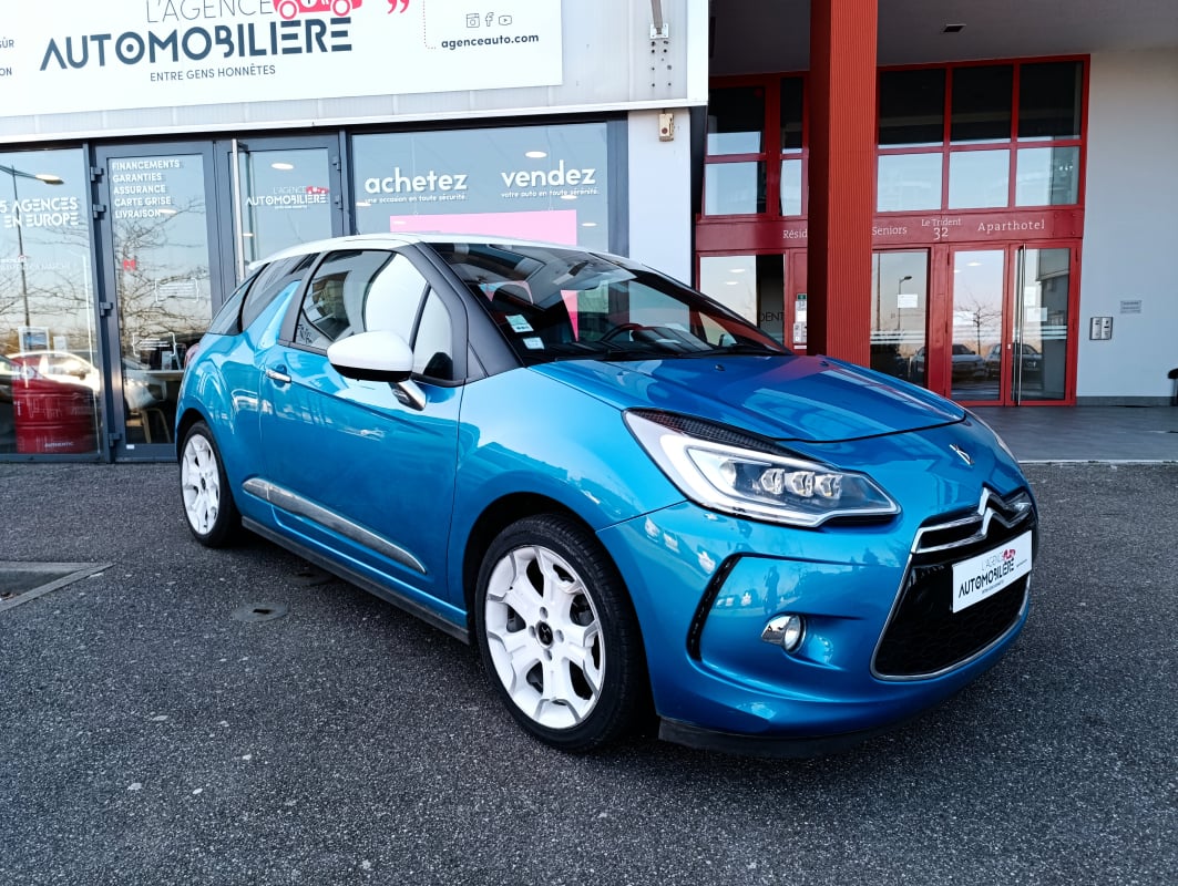 Citroen DS3 1.6 Blue HDi 120 cv SPORT CHIC — 1