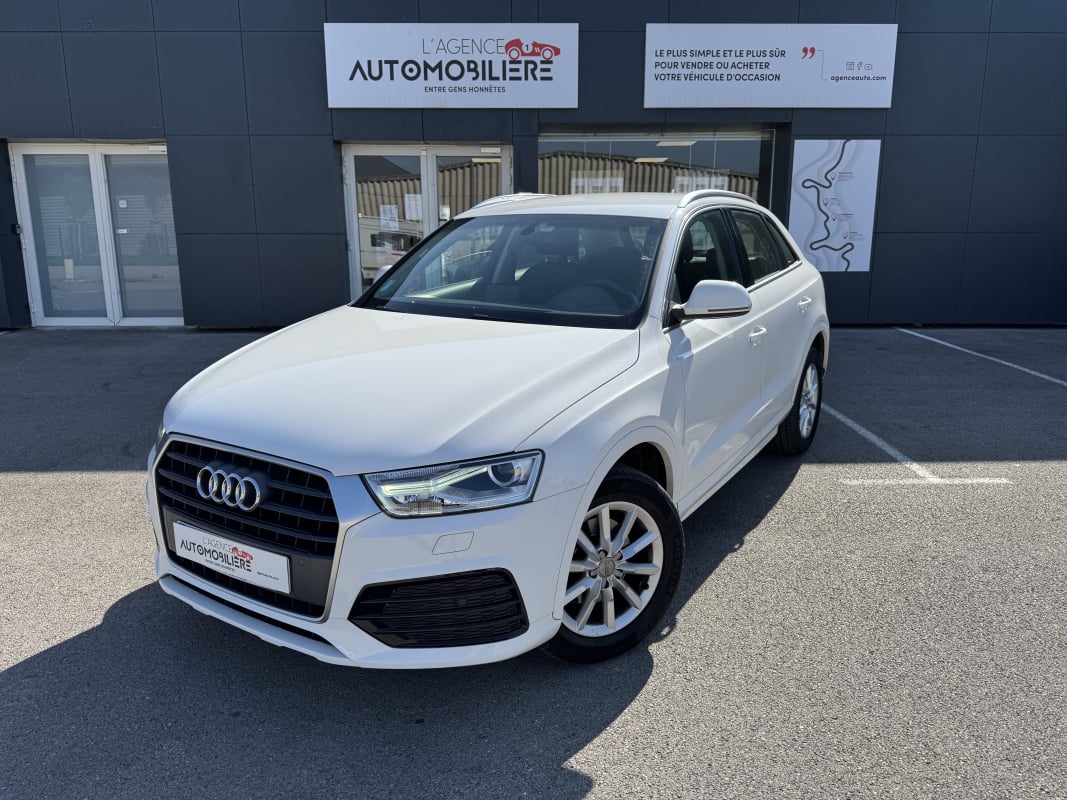 Audi Q3 2.0 TDI 120cv Business Line — 1